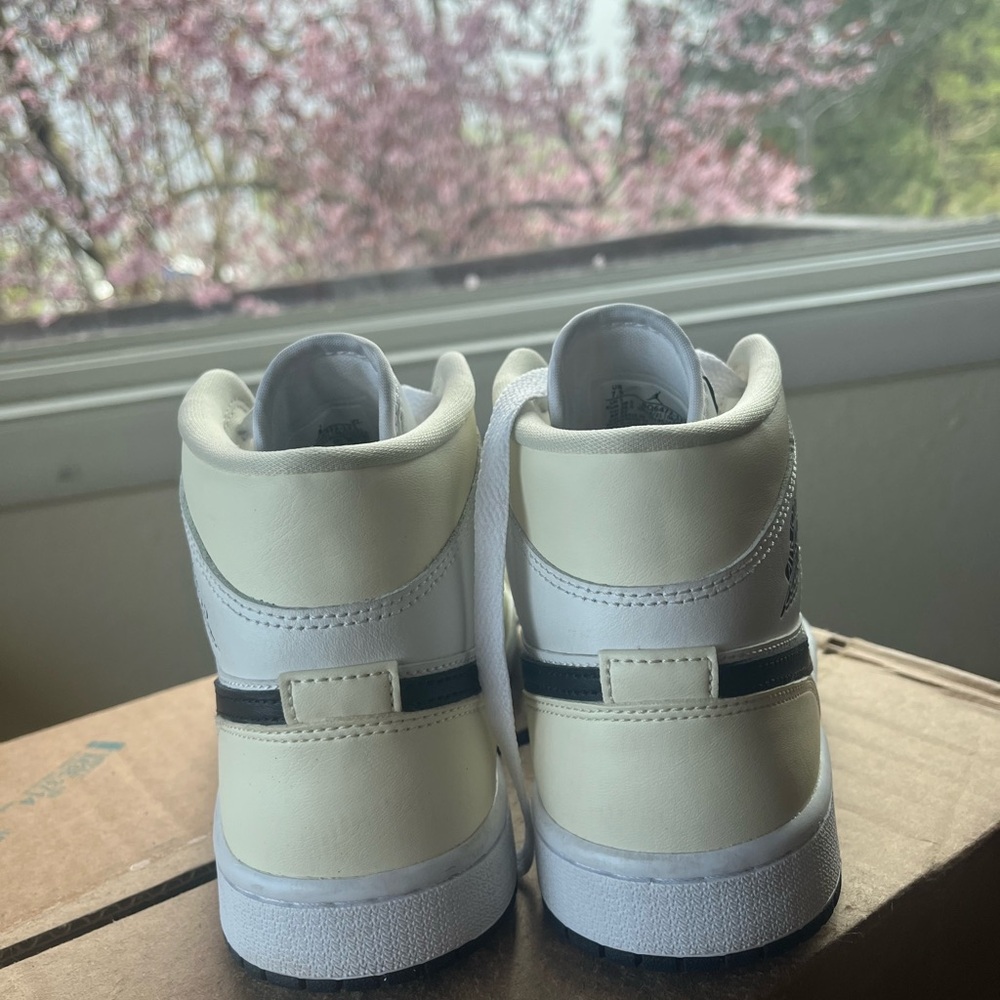 SOLD | Brand NEW Jordan 1 coconut milk - Picture 7 of 7